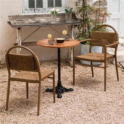 Savdo uchun ochiq kafe mebellari